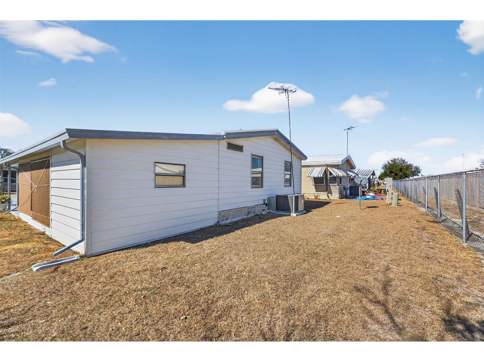 3836 William Hume Drive Zephyrhills FL 33541 TB8474484 image24