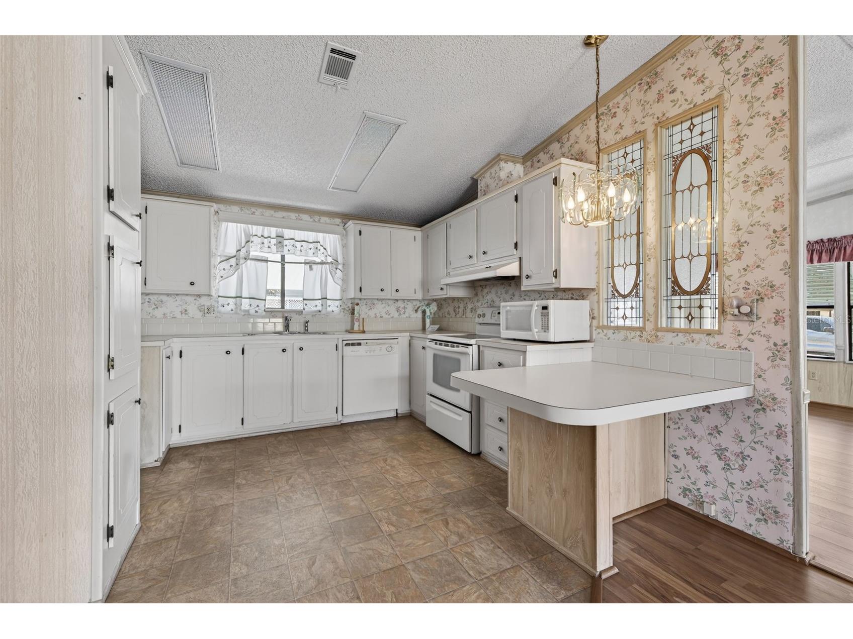 3836 William Hume Drive Zephyrhills FL 33541 TB8474484 image9