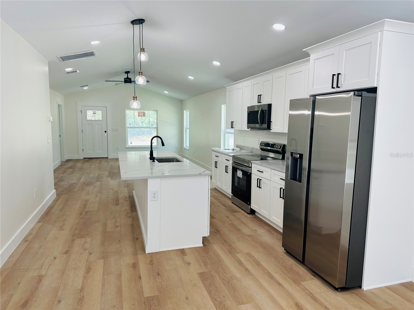 3837 44th Avenue N Saint Petersburg FL 33714 TB8470415 image2