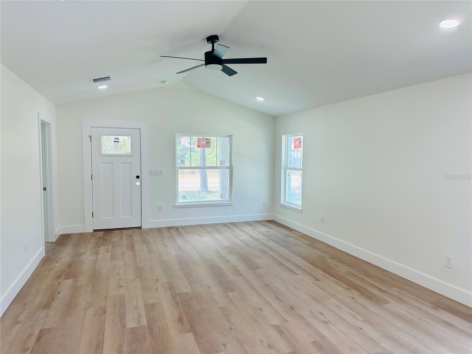 3837 44th Avenue N Saint Petersburg FL 33714 TB8470415 image4