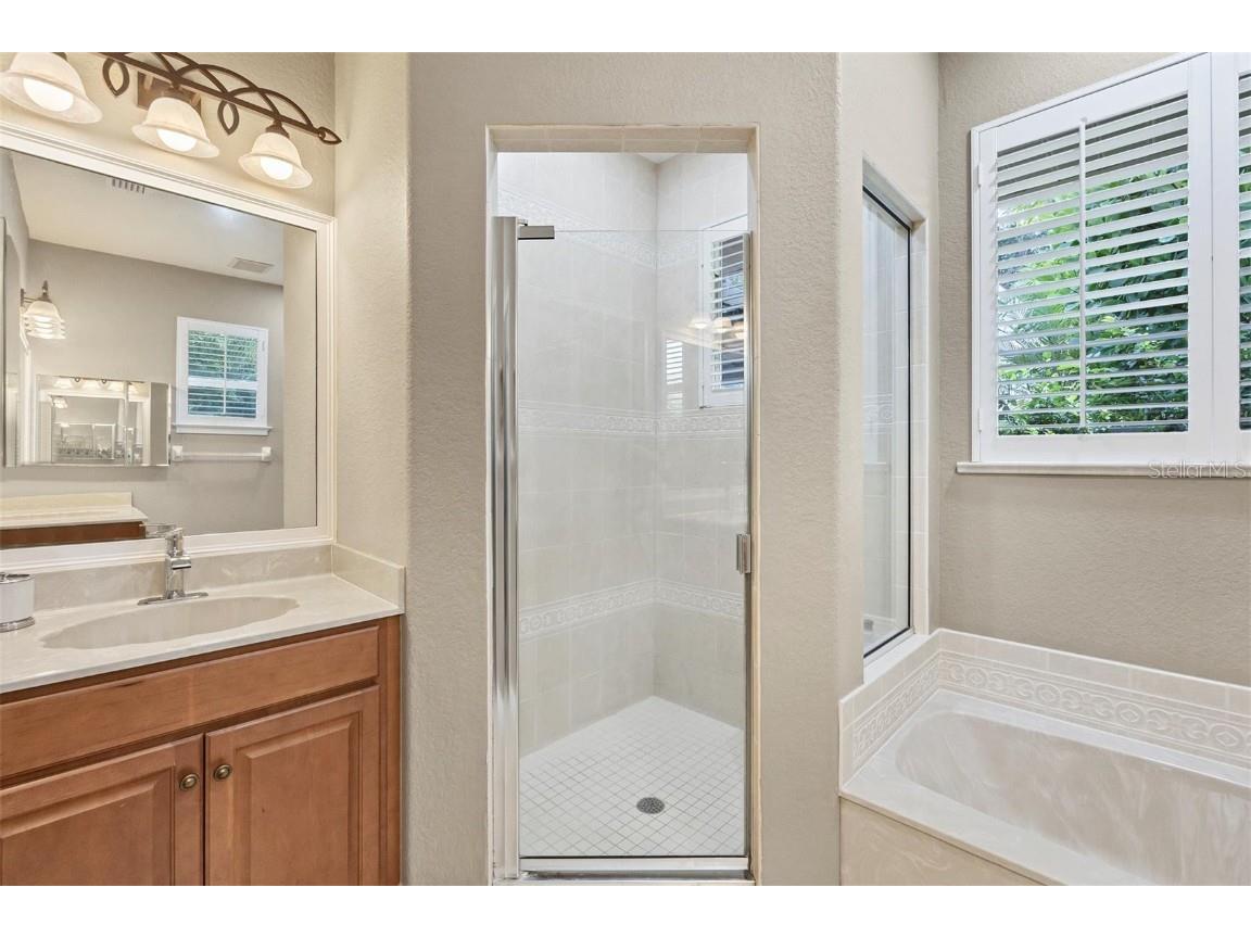 3837 Camino Real Sarasota FL 34239 A4672440 image25