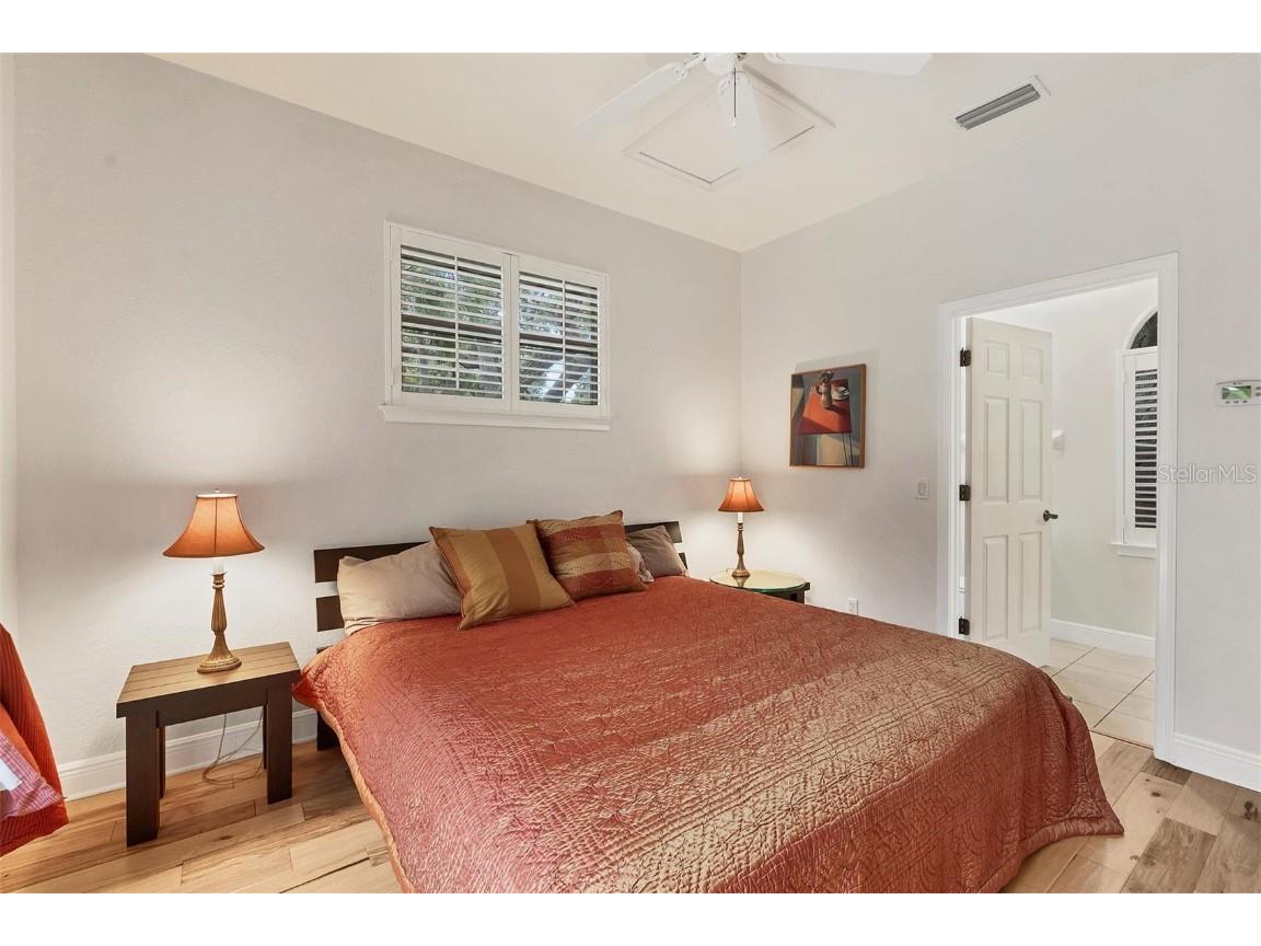 3837 Camino Real Sarasota FL 34239 A4672440 image33