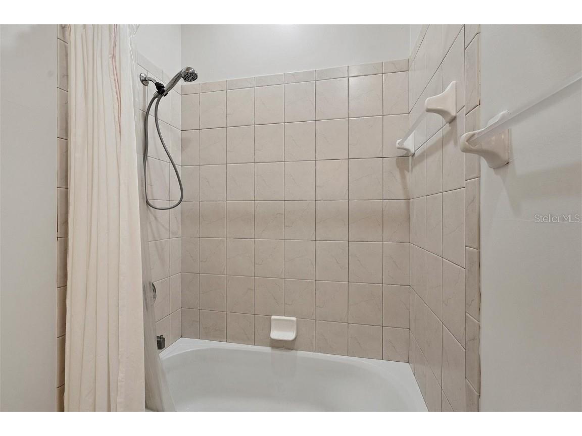 3837 Camino Real Sarasota FL 34239 A4672440 image36