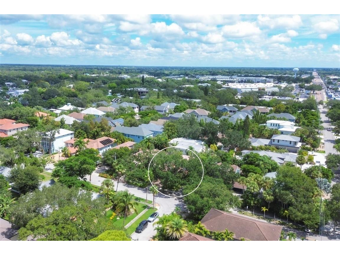 3837 Camino Real Sarasota FL 34239 A4672440 image4