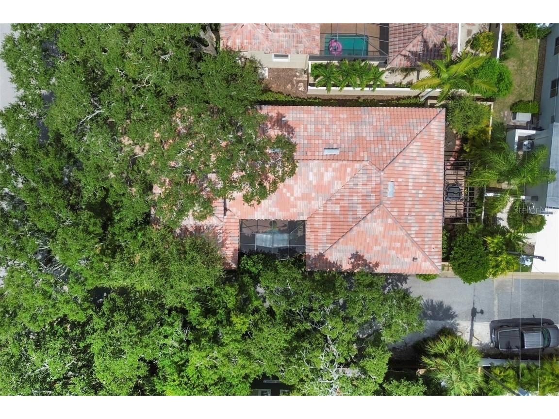 3837 Camino Real Sarasota FL 34239 A4672440 image40