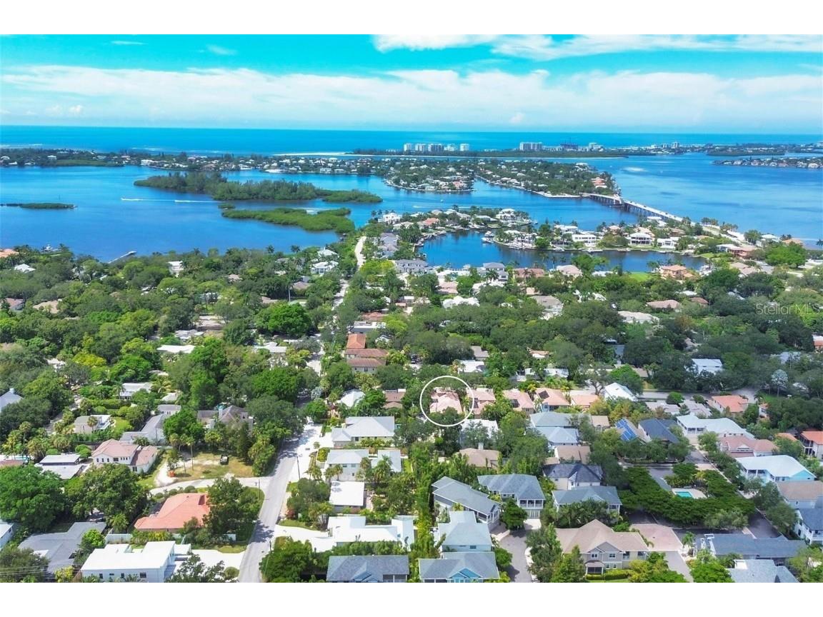 3837 Camino Real Sarasota FL 34239 A4672440 image46