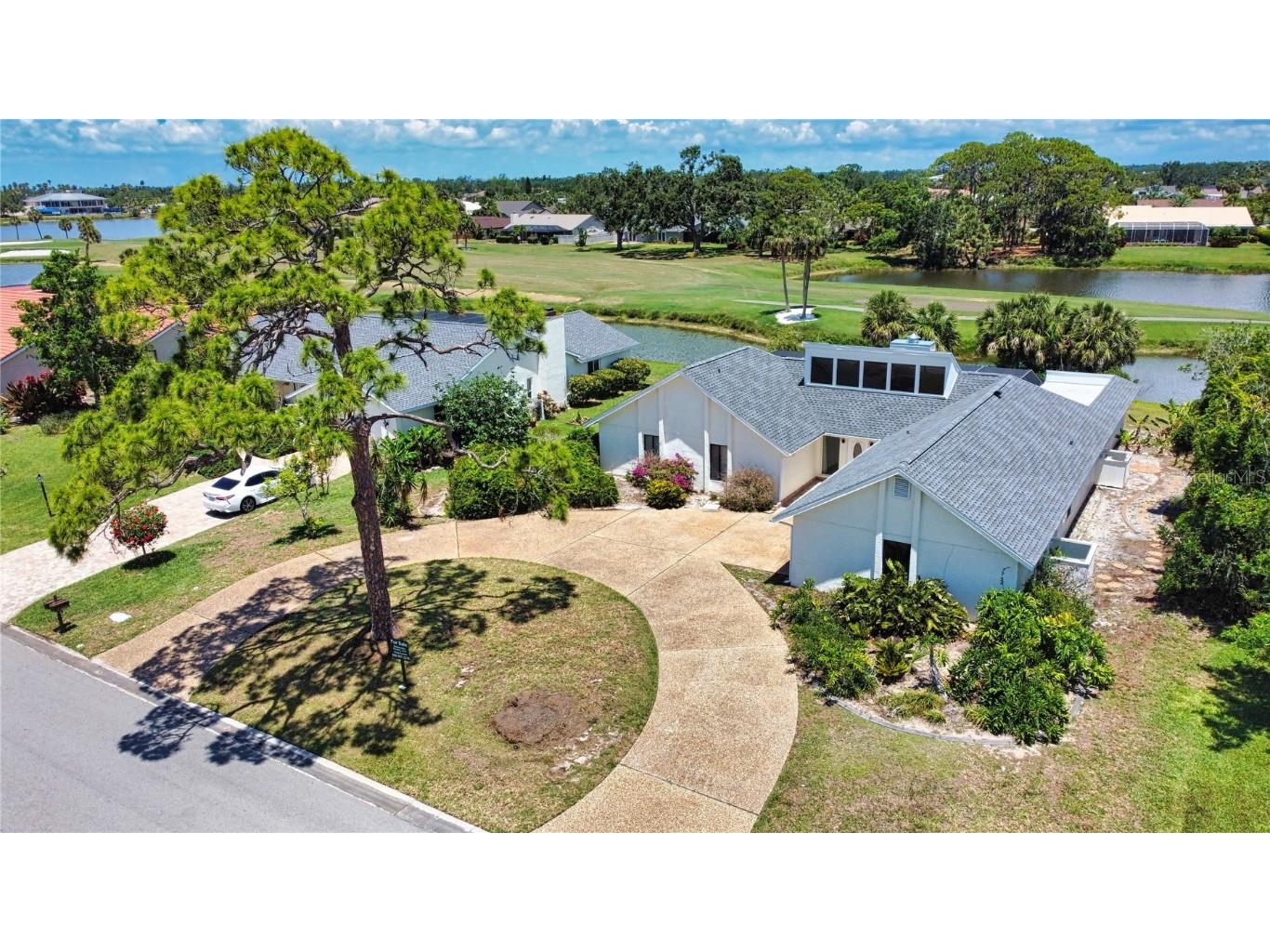 3837 Torrey Pines Boulevard Sarasota FL 34238 A4639914 image1