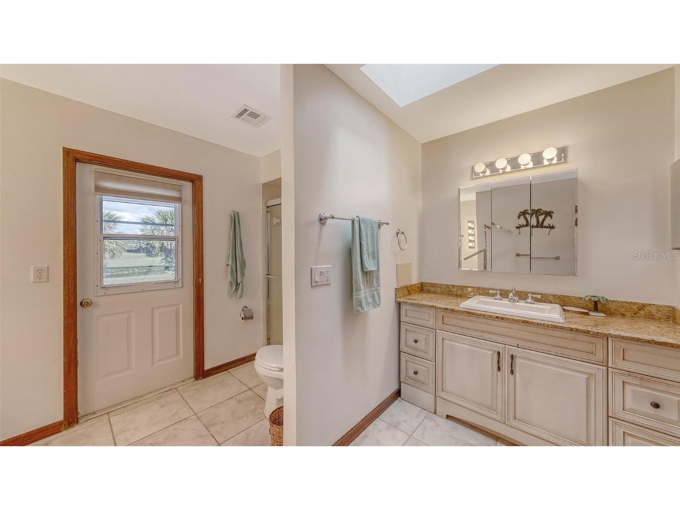 3837 Torrey Pines Boulevard Sarasota FL 34238 A4639914 image10