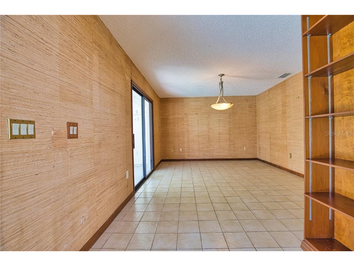 3837 Torrey Pines Boulevard Sarasota FL 34238 A4639914 image14