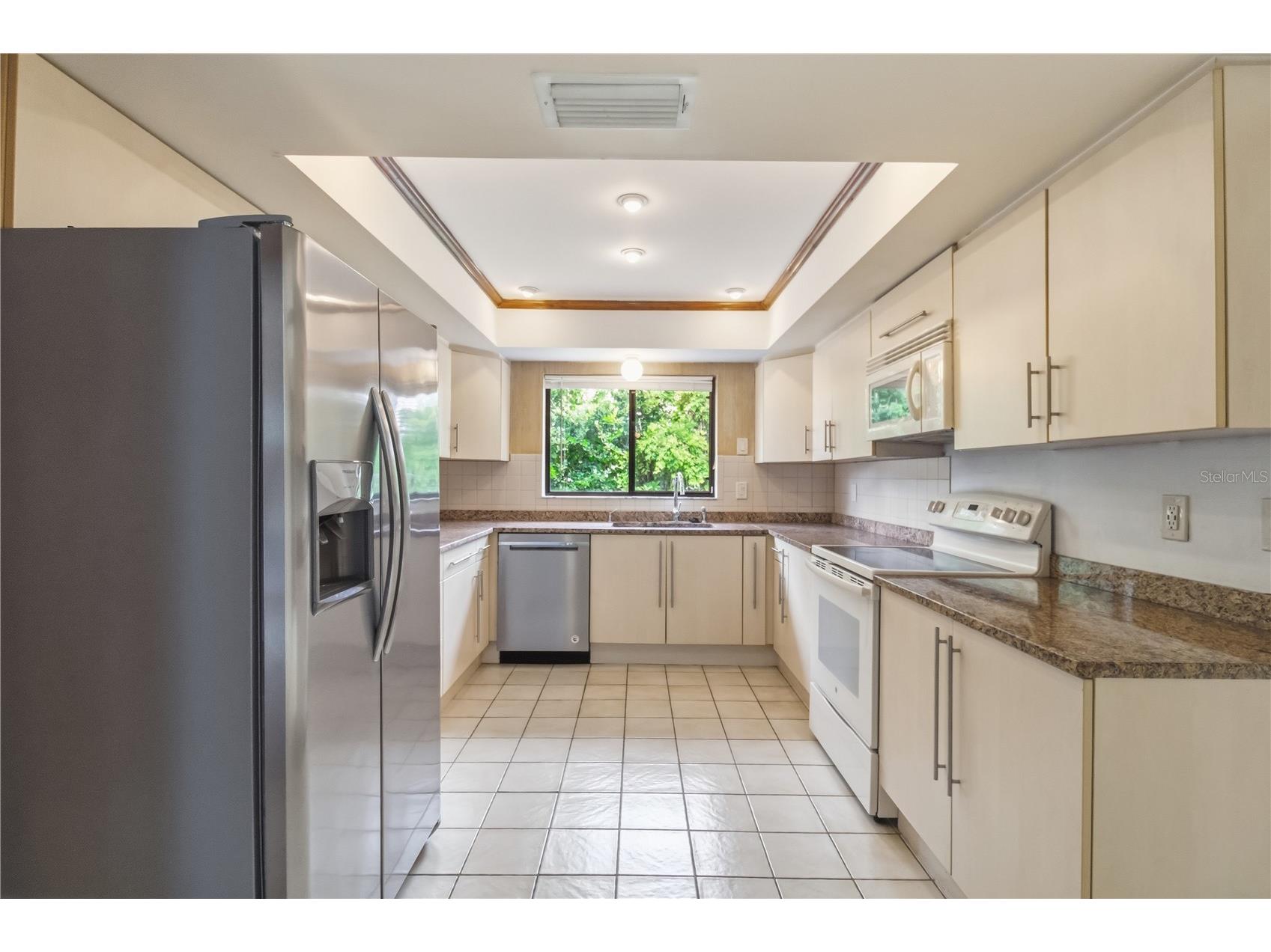 3837 Torrey Pines Boulevard Sarasota FL 34238 A4692677 image11