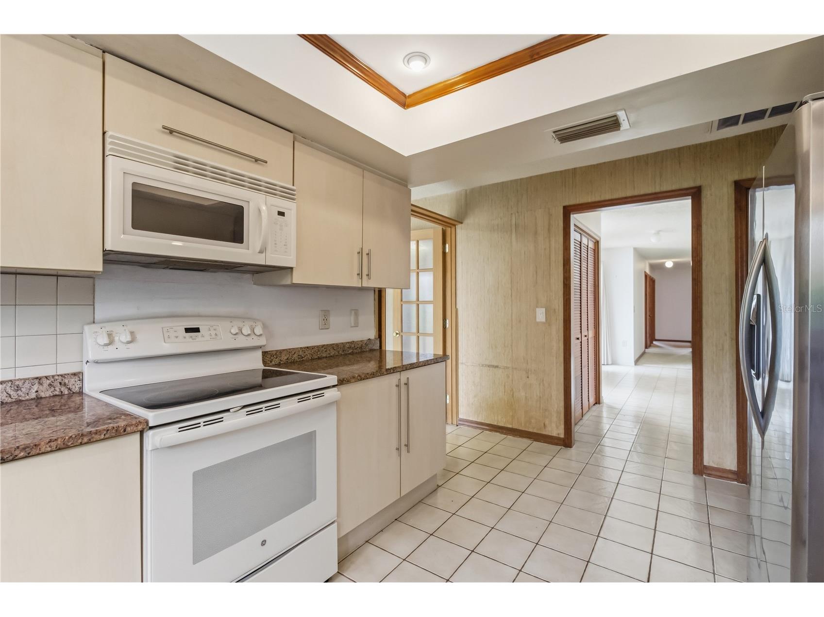 3837 Torrey Pines Boulevard Sarasota FL 34238 A4692677 image12