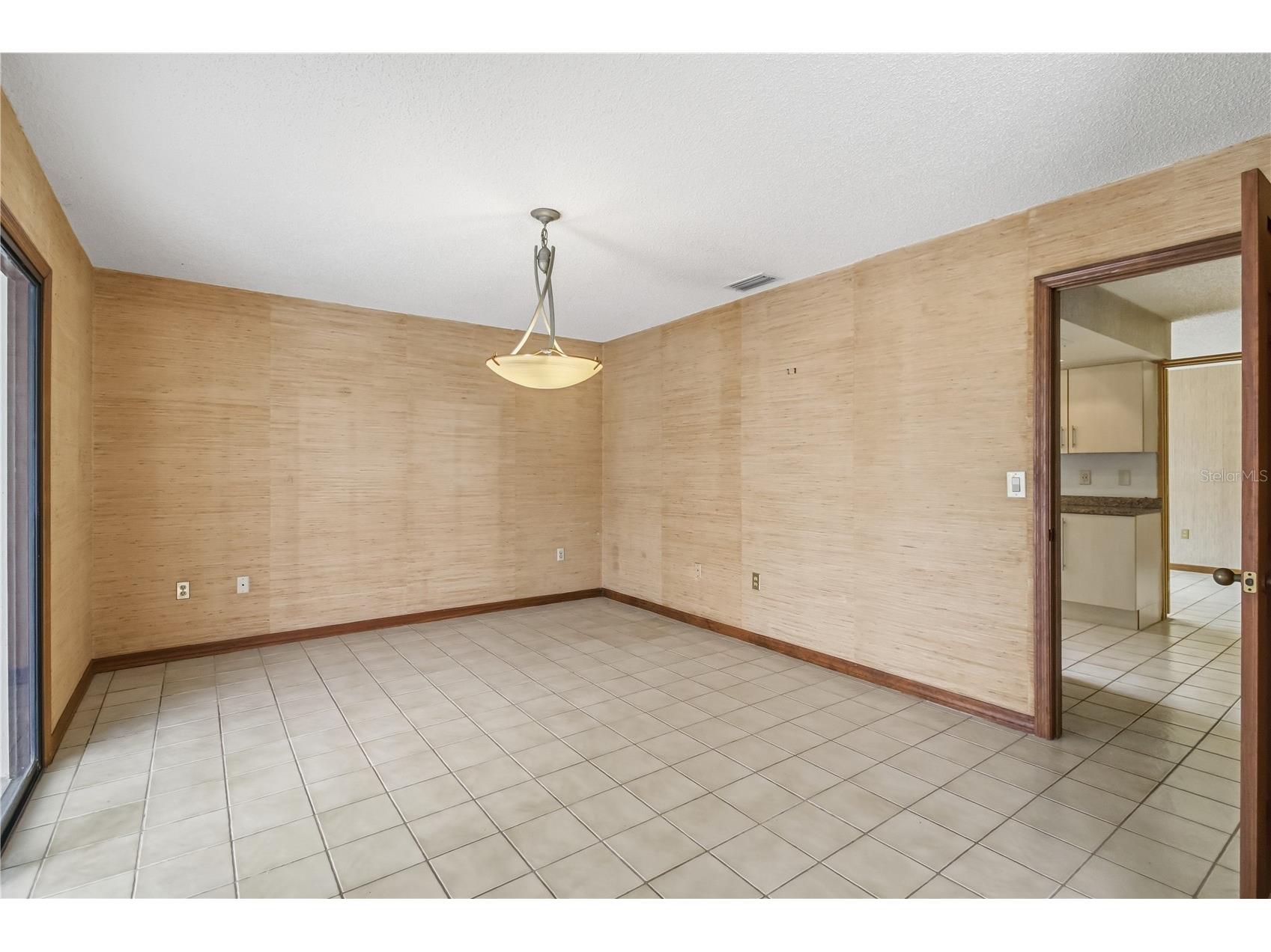 3837 Torrey Pines Boulevard Sarasota FL 34238 A4692677 image15