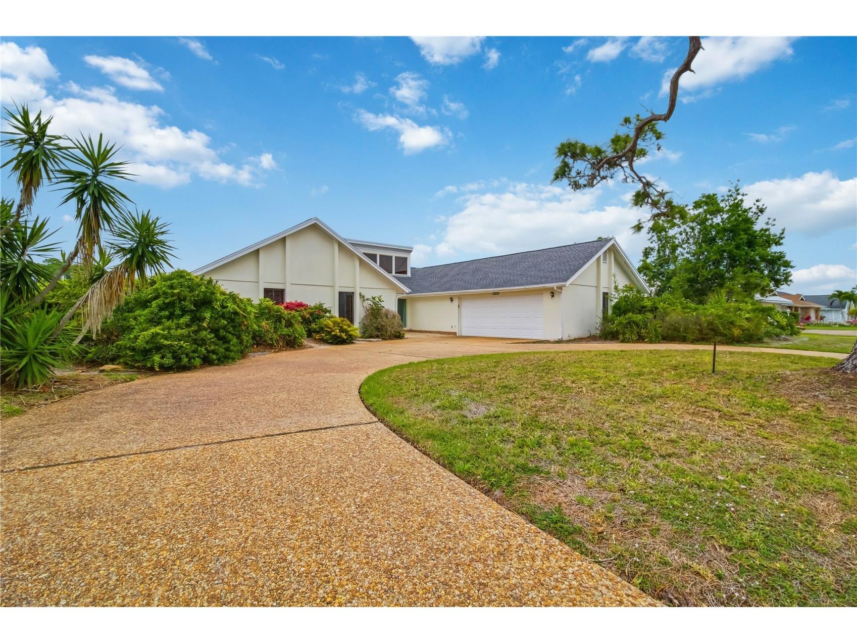 3837 Torrey Pines Boulevard Sarasota FL 34238 A4692677 image2