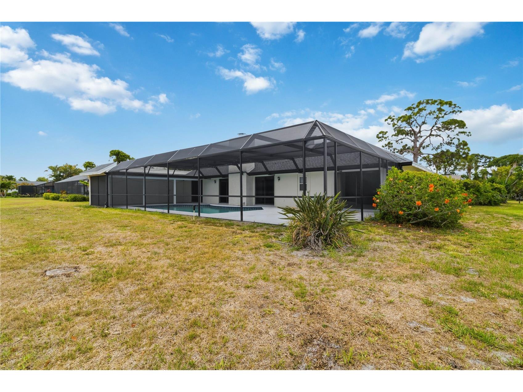 3837 Torrey Pines Boulevard Sarasota FL 34238 A4692677 image39