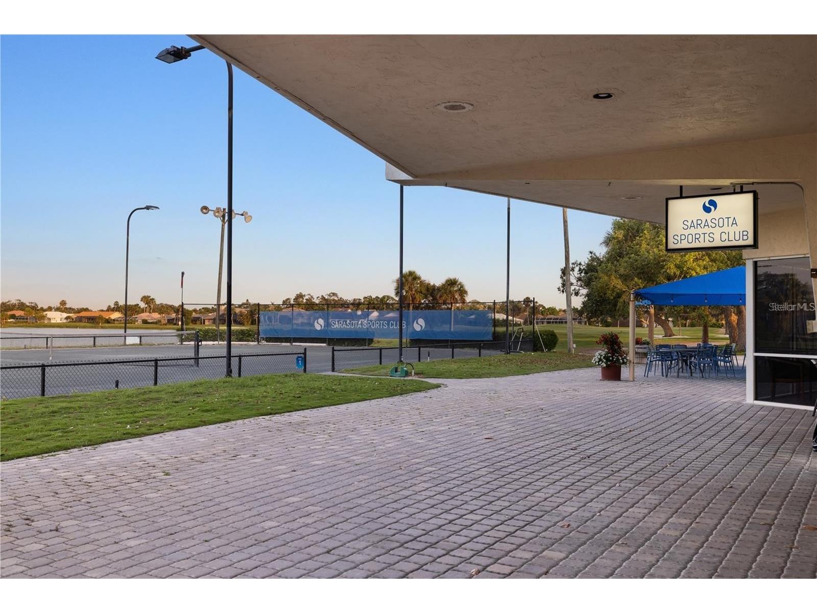 3837 Torrey Pines Boulevard Sarasota FL 34238 A4692677 image50