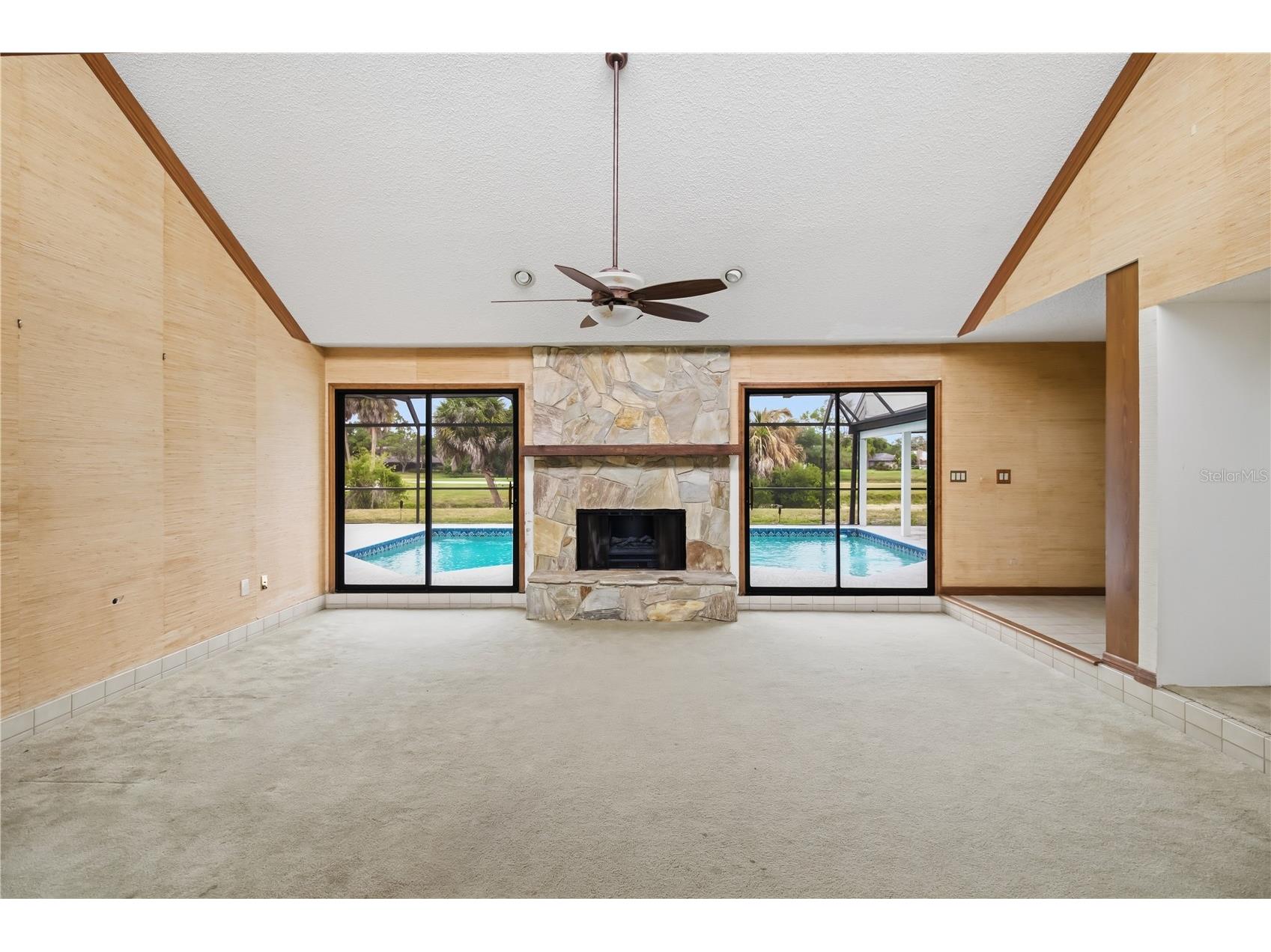 3837 Torrey Pines Boulevard Sarasota FL 34238 A4692677 image7