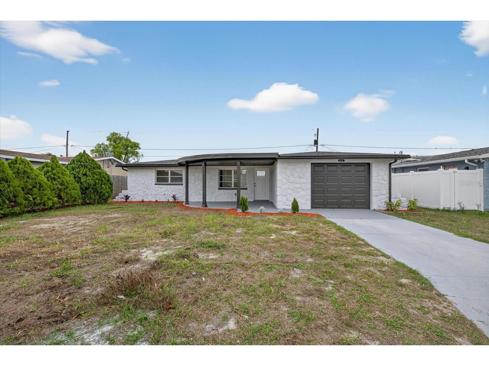 3838 Cherrywood Drive Holiday FL 34691 TB8487498 image1
