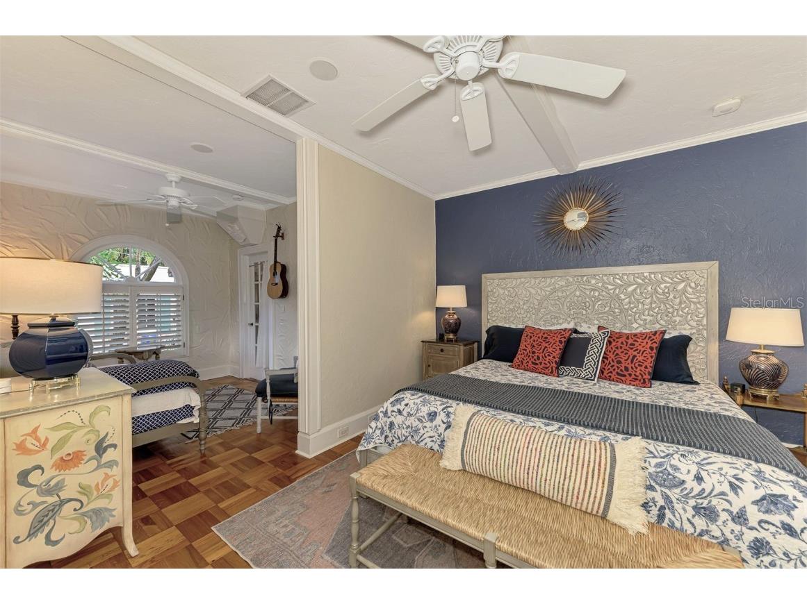 3838 Flores Avenue Sarasota FL 34239 A4661399 image21