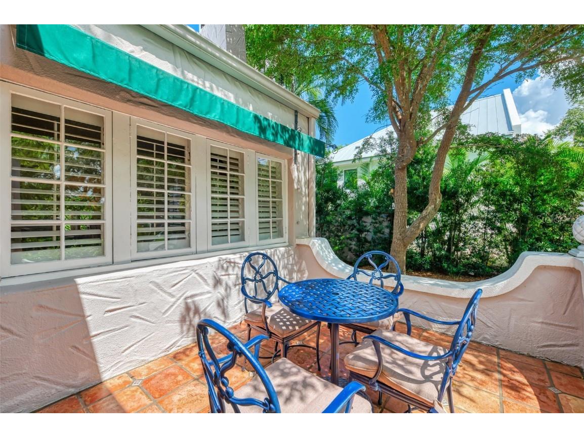 3838 Flores Avenue Sarasota FL 34239 A4661399 image31