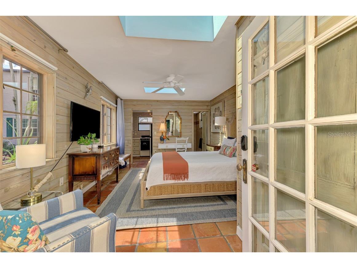 3838 Flores Avenue Sarasota FL 34239 A4661399 image56