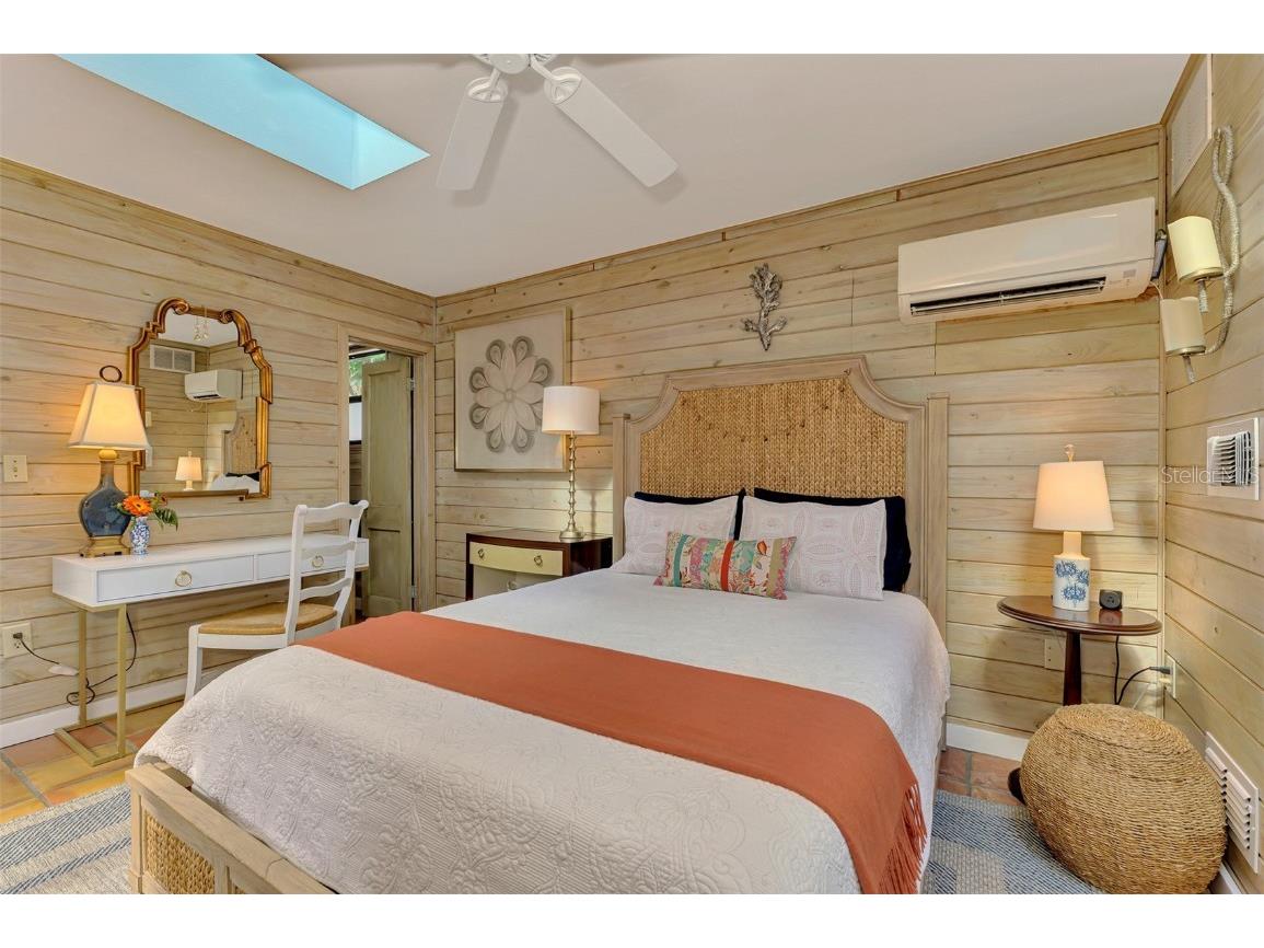 3838 Flores Avenue Sarasota FL 34239 A4661399 image57