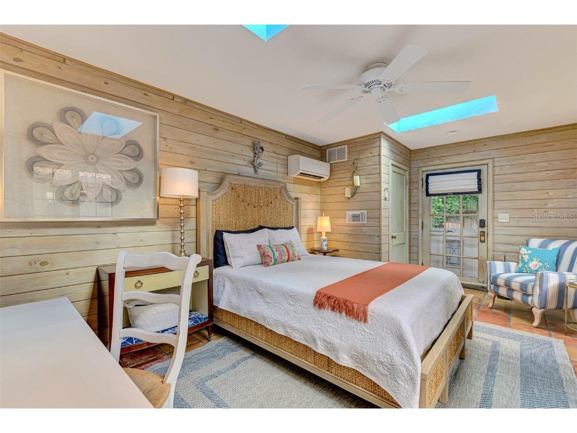 3838 Flores Avenue Sarasota FL 34239 A4661399 image58