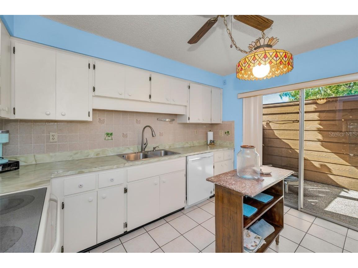 3838 Lanyard Court New Port Richey FL 34652 W7875781 image14