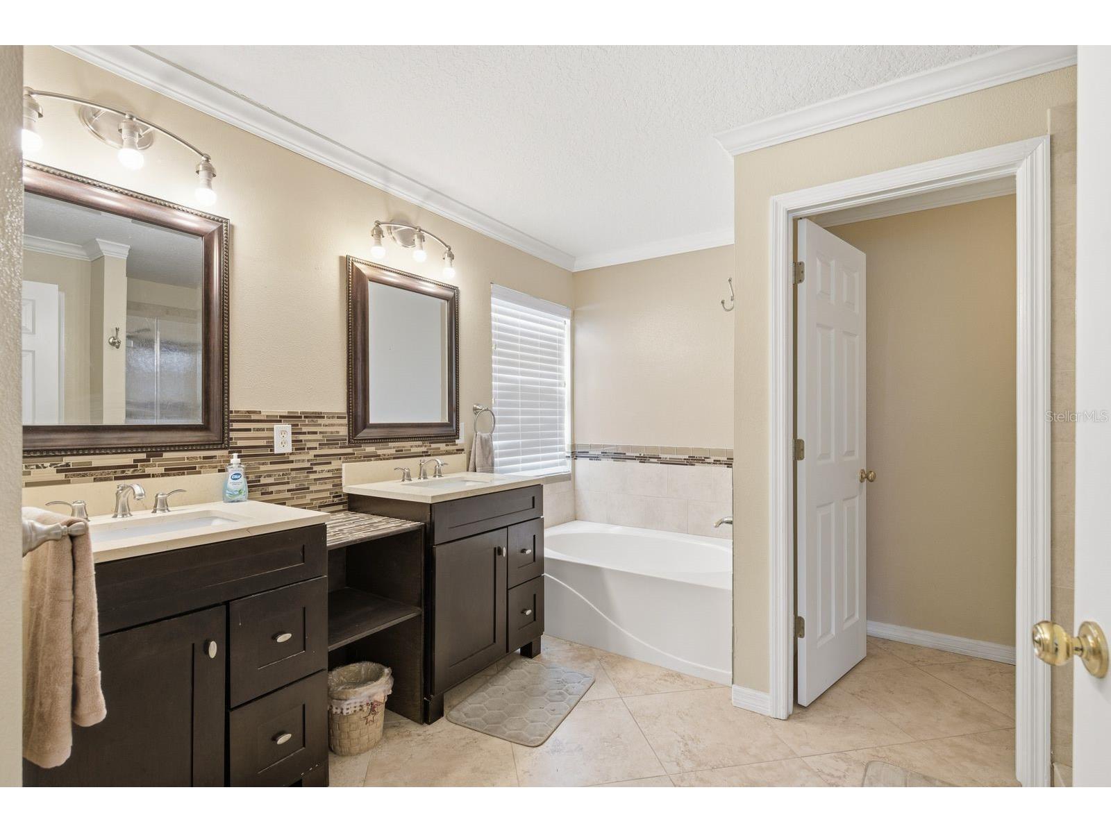 384 Wingate Circle Oldsmar FL 34677 TB8515031 image32