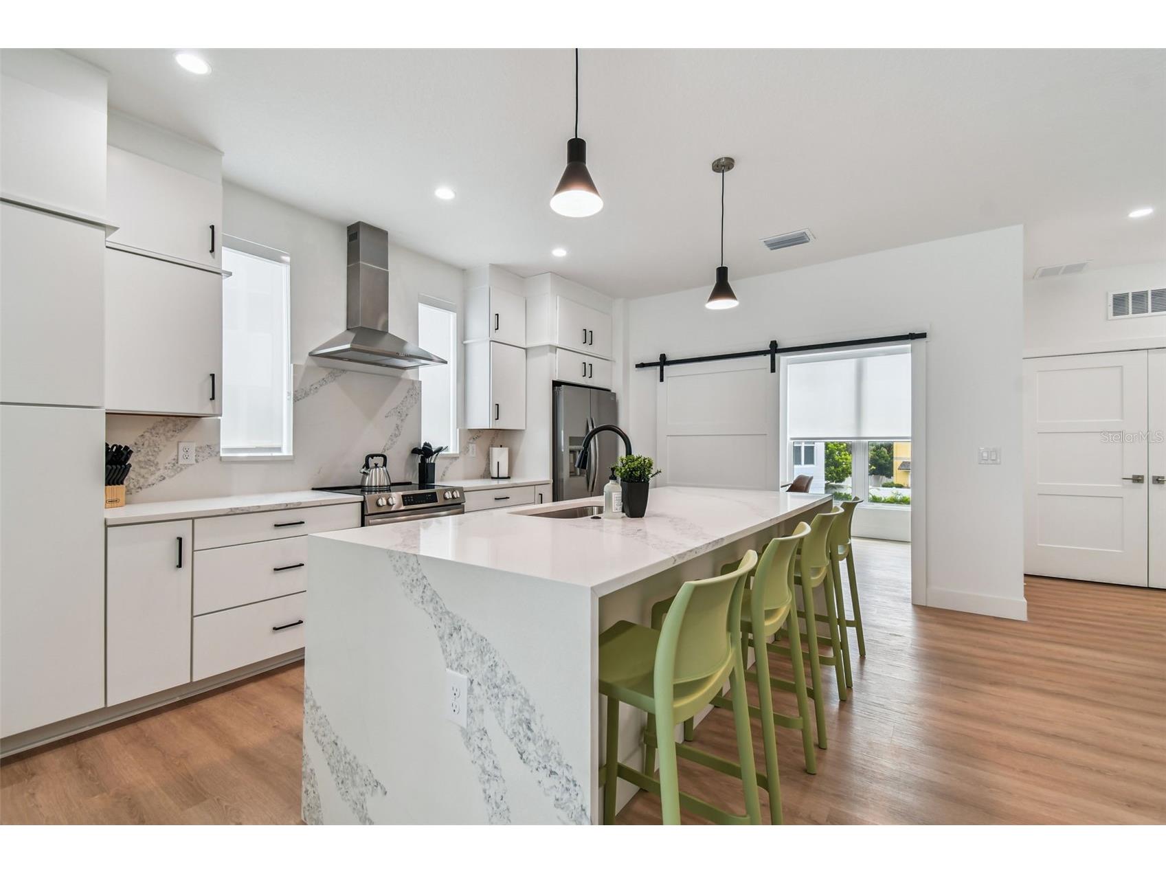 3840 Pompano Drive SE Saint Petersburg FL 33705 TB8478317 image39