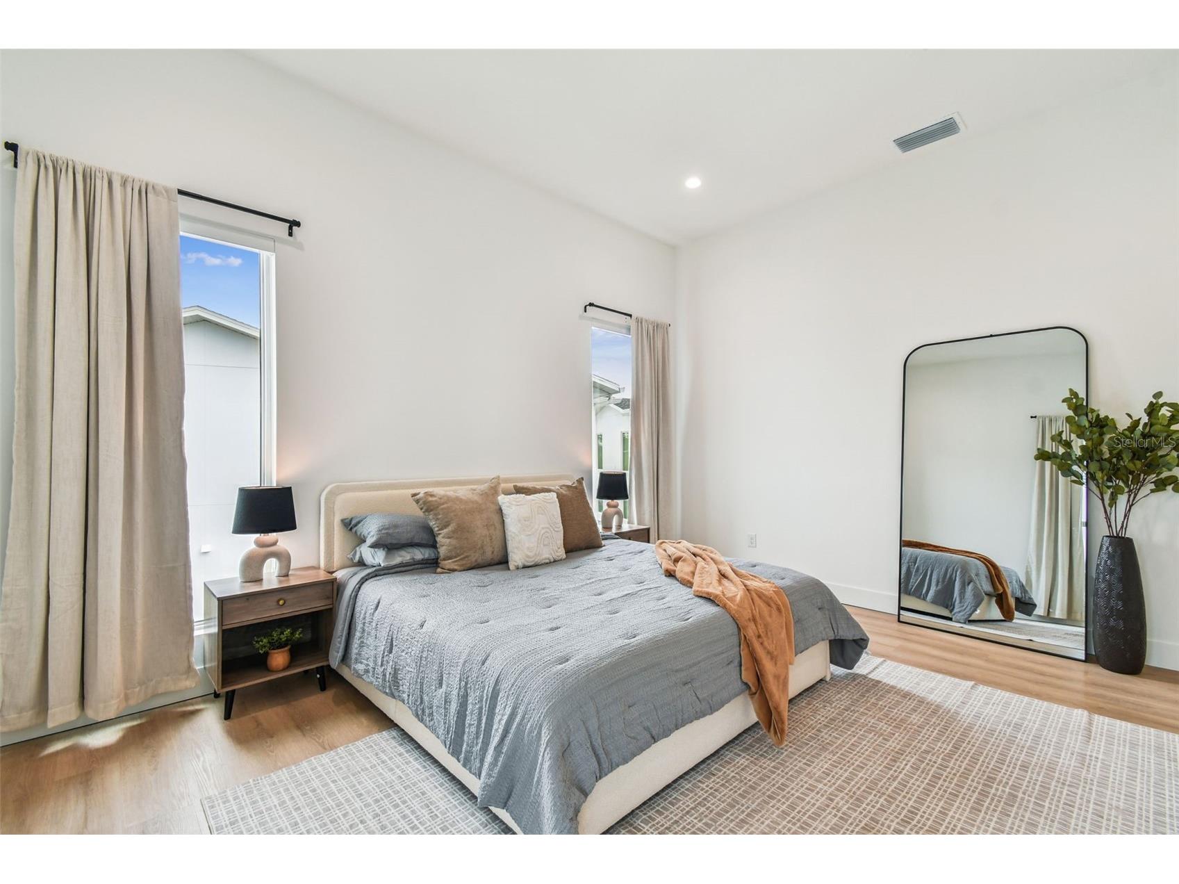 3840 Pompano Drive SE Saint Petersburg FL 33705 TB8478317 image56