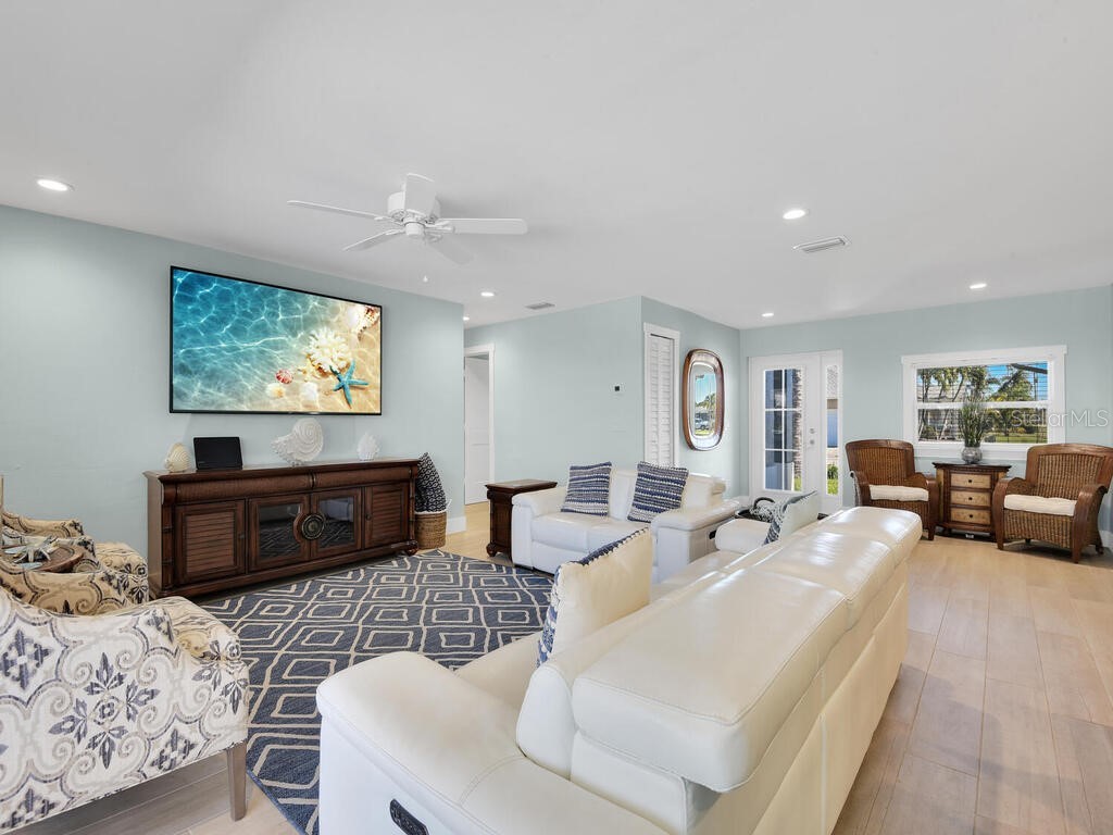 3840 SE 13th Avenue Cape Coral FL 33904 - BALBOA CANAL A4683888 image13