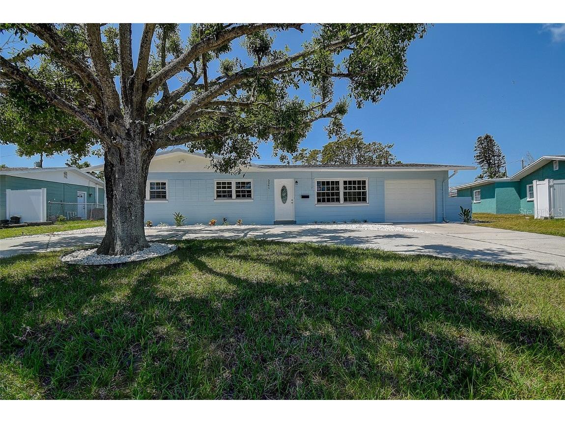 3841 Wahoo Drive SE Saint Petersburg FL 33705 TB8373973 image1