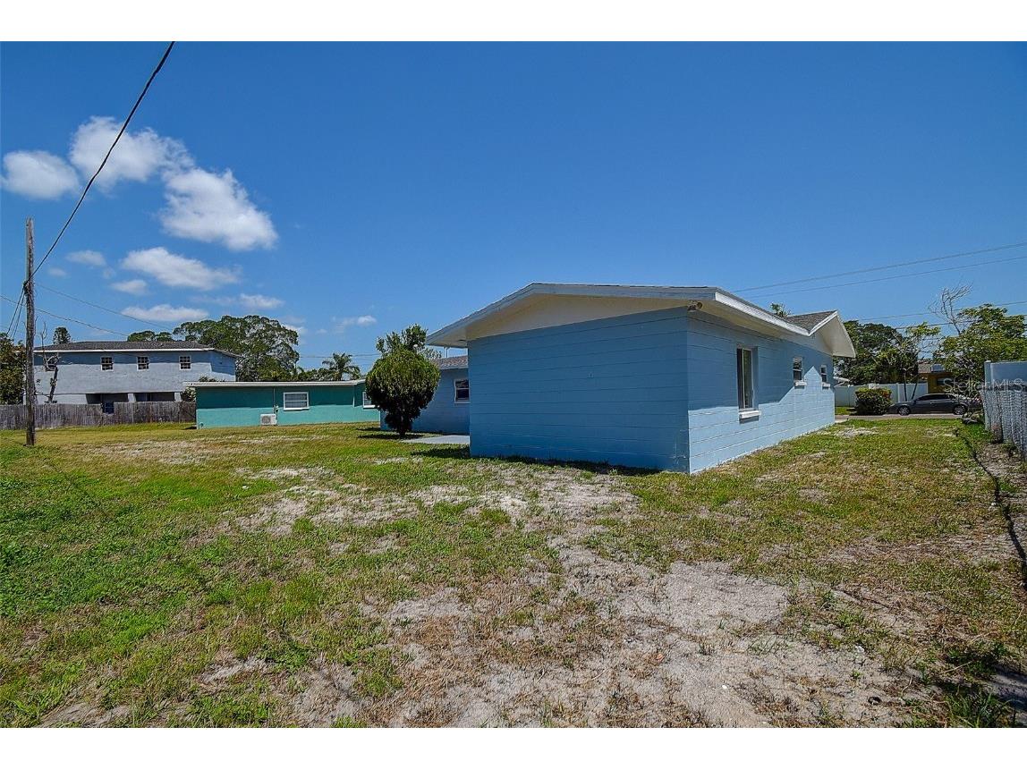 3841 Wahoo Drive SE Saint Petersburg FL 33705 TB8373973 image30
