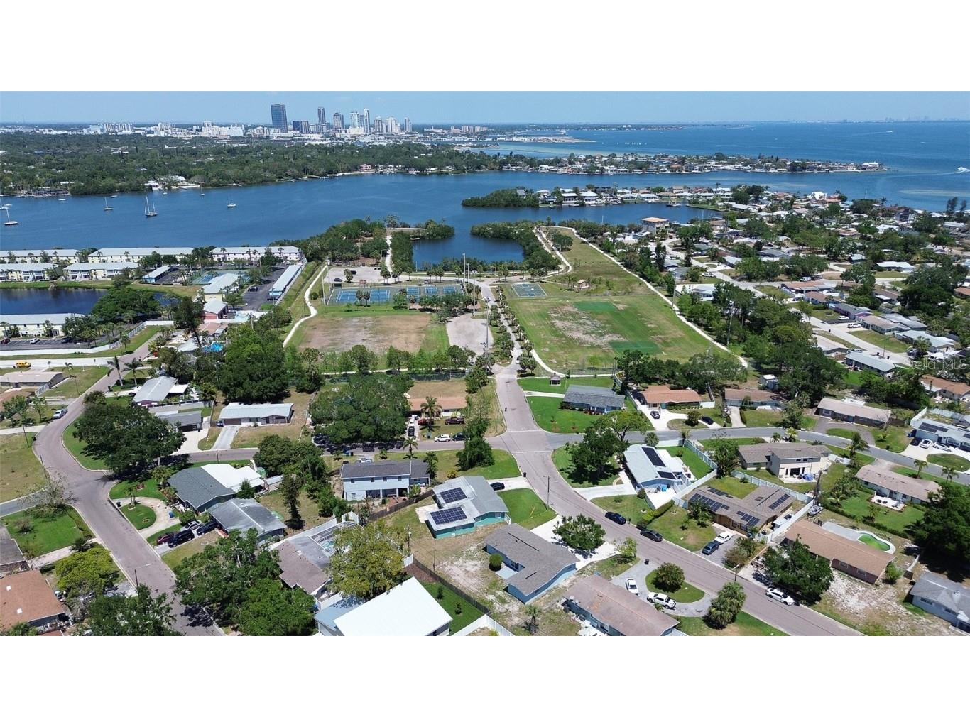 3841 Wahoo Drive SE Saint Petersburg FL 33705 TB8373973 image40