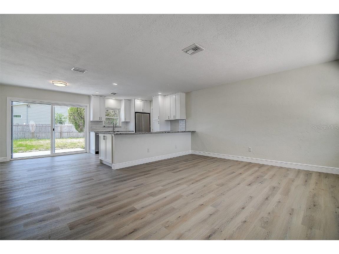 3841 Wahoo Drive SE Saint Petersburg FL 33705 TB8373973 image6