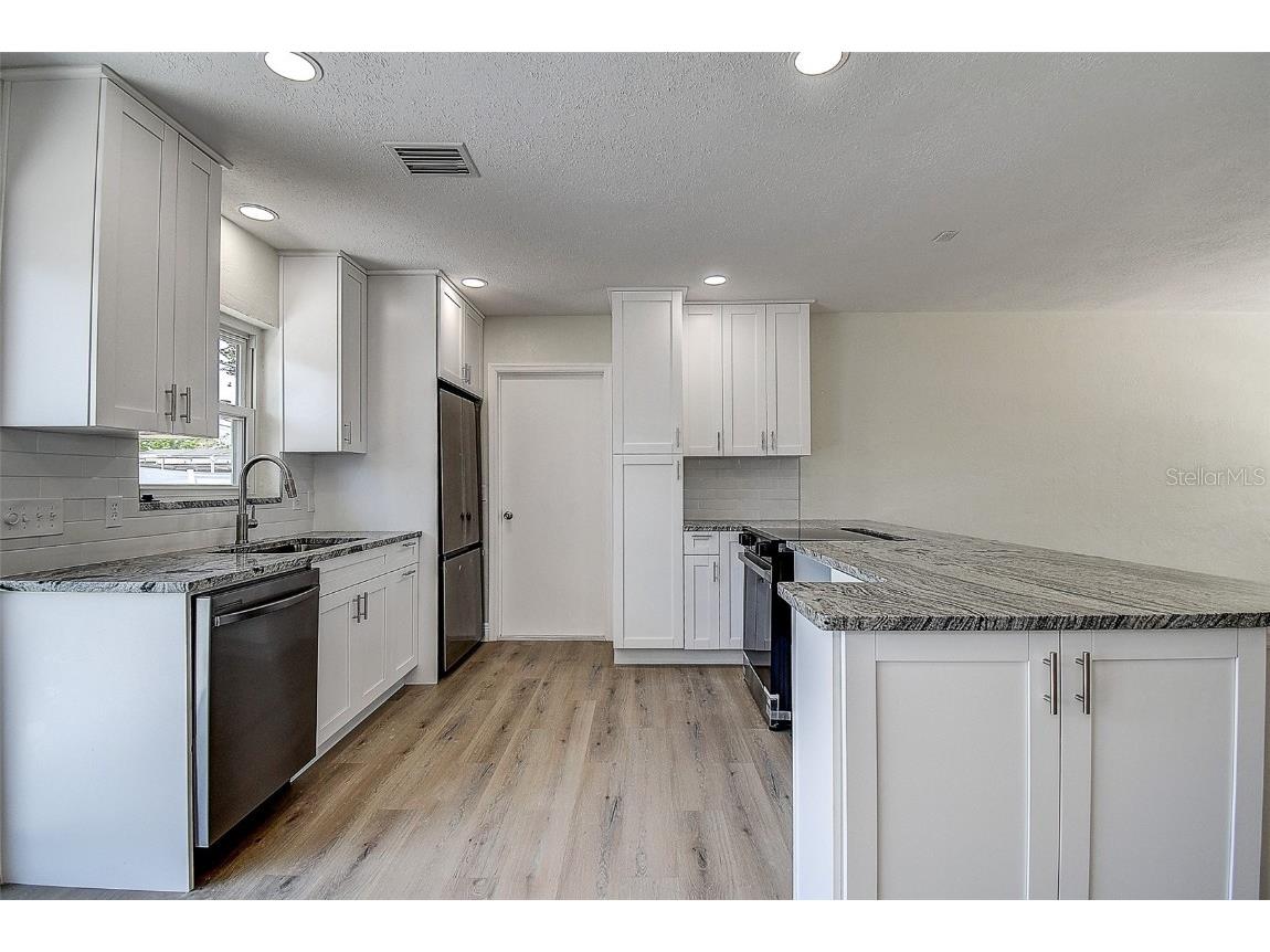 3841 Wahoo Drive SE Saint Petersburg FL 33705 TB8373973 image8