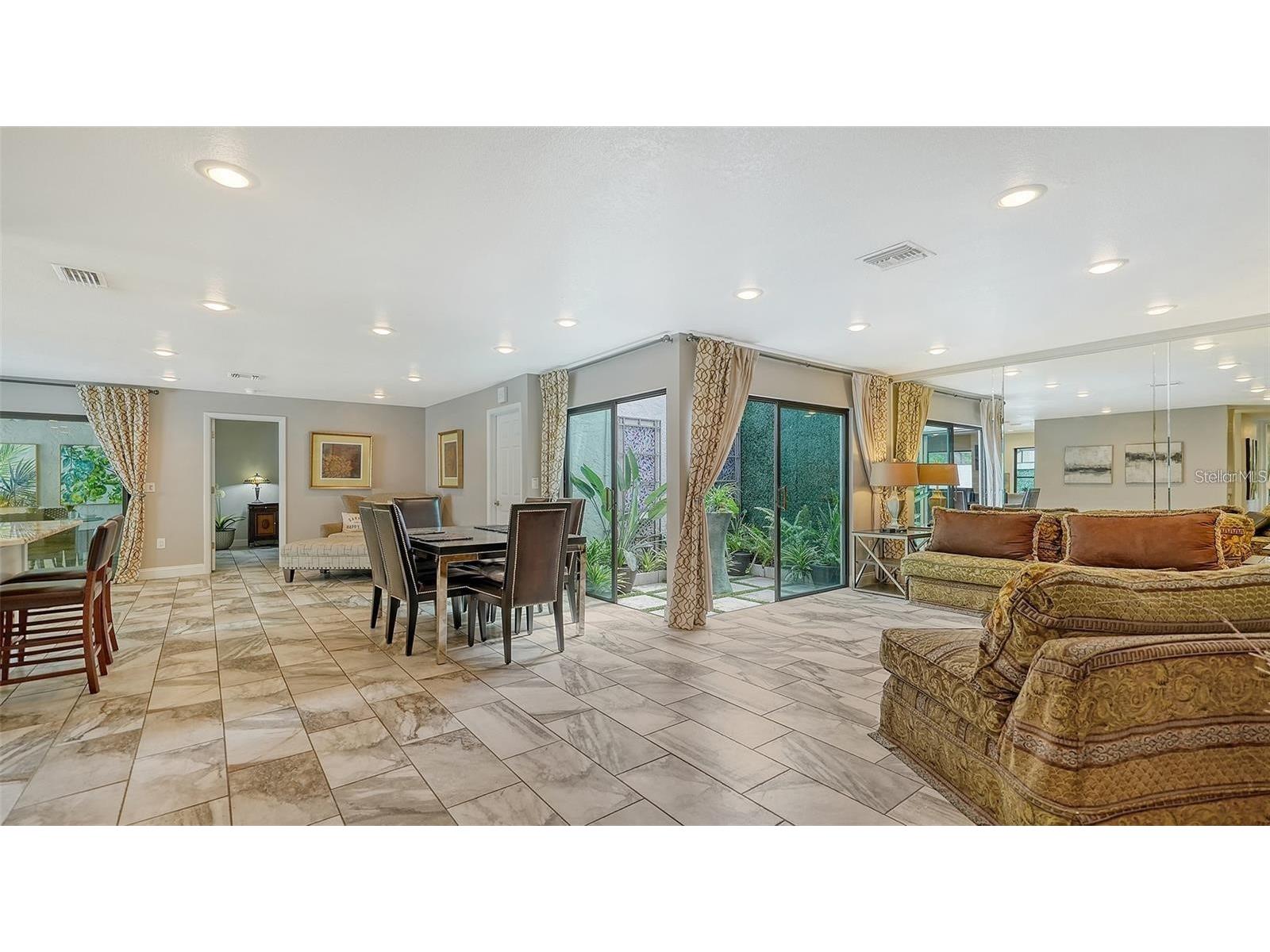 3842 Glen Oaks Manor Drive Sarasota FL 34232 A4689406 image12