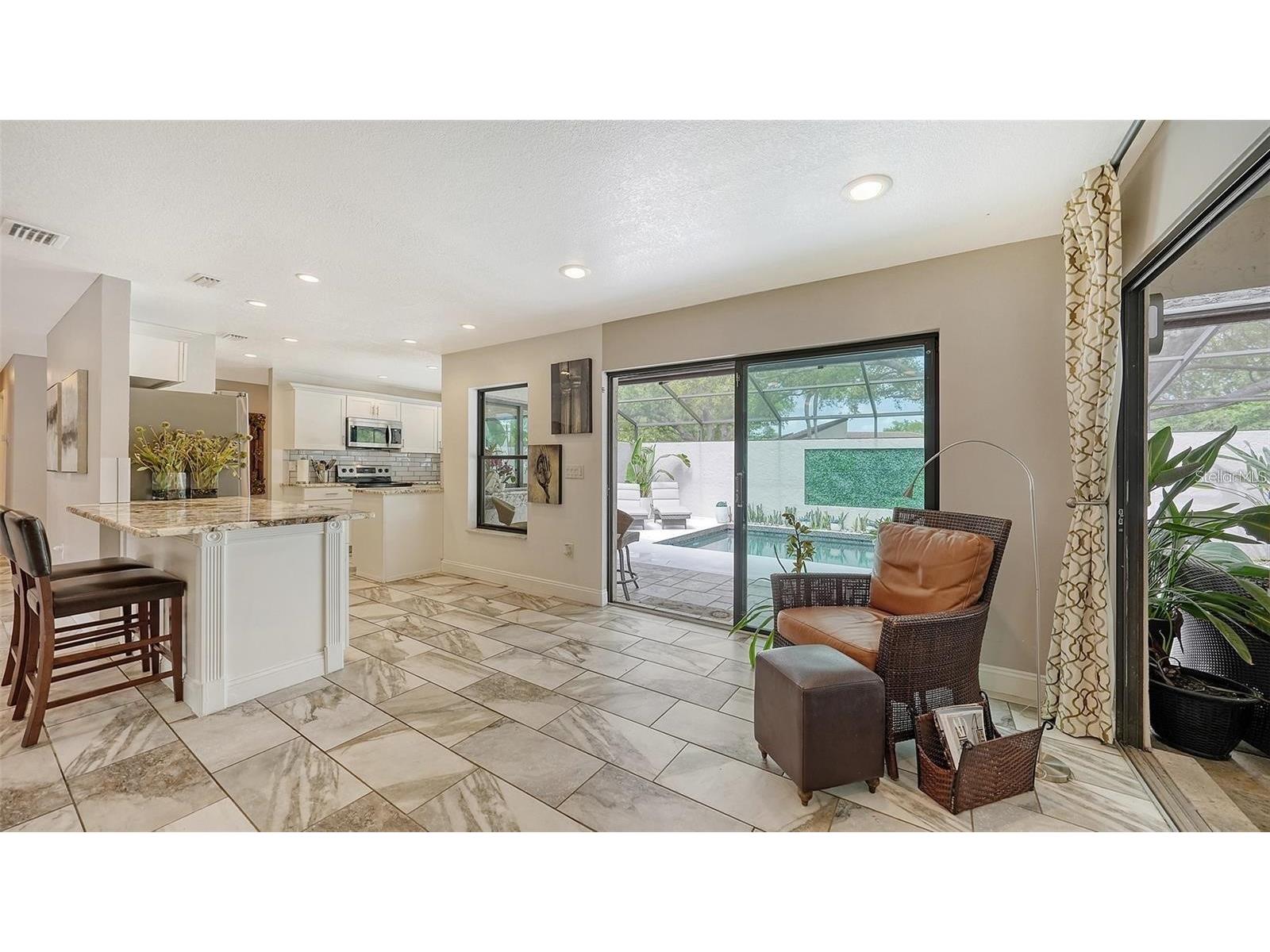 3842 Glen Oaks Manor Drive Sarasota FL 34232 A4689406 image19
