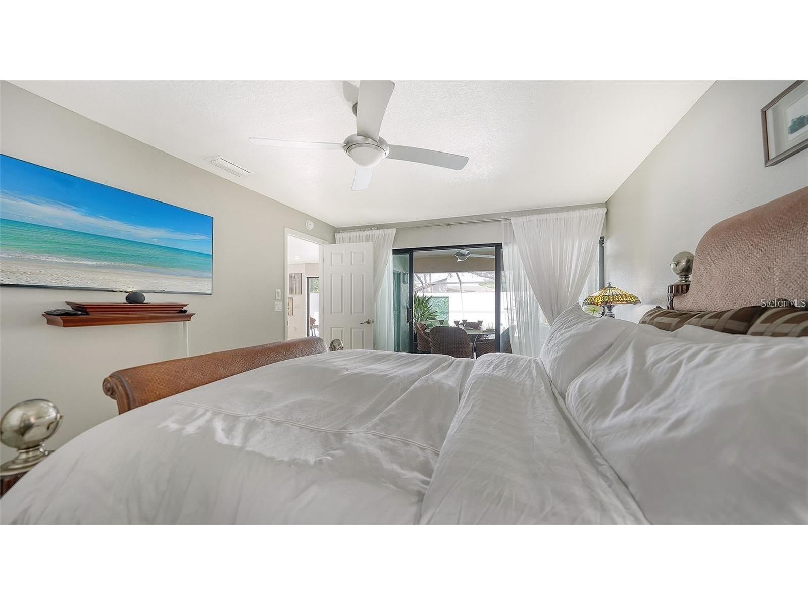 3842 Glen Oaks Manor Drive Sarasota FL 34232 A4689406 image28