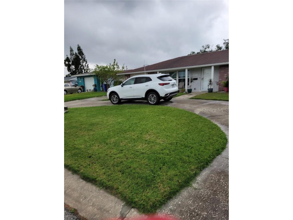 3842 Headsail Drive New Port Richey FL 34652 W7863905 image1