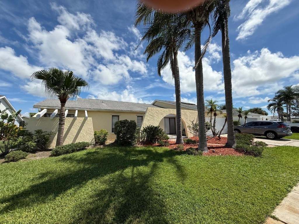 3842 Kingston Boulevard Sarasota FL 34238 A4665265 image1