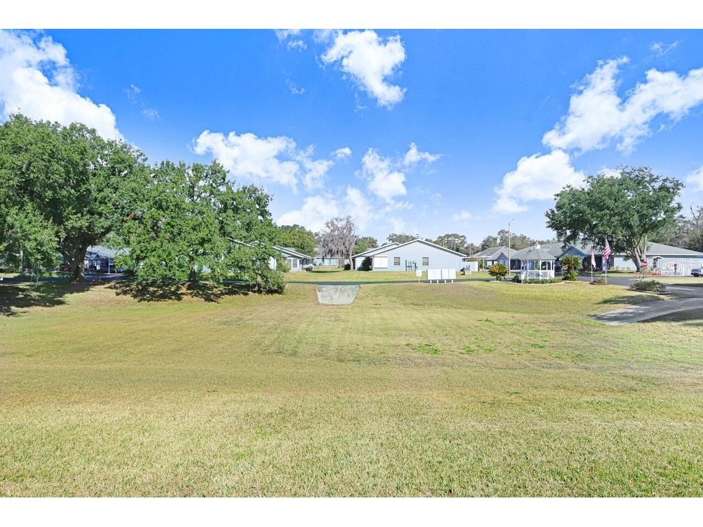 38429 Cottonwood Place Zephyrhills FL 33542 TB8471535 image15