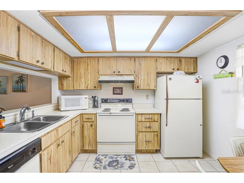 38429 Cottonwood Place Zephyrhills FL 33542 TB8471535 image3