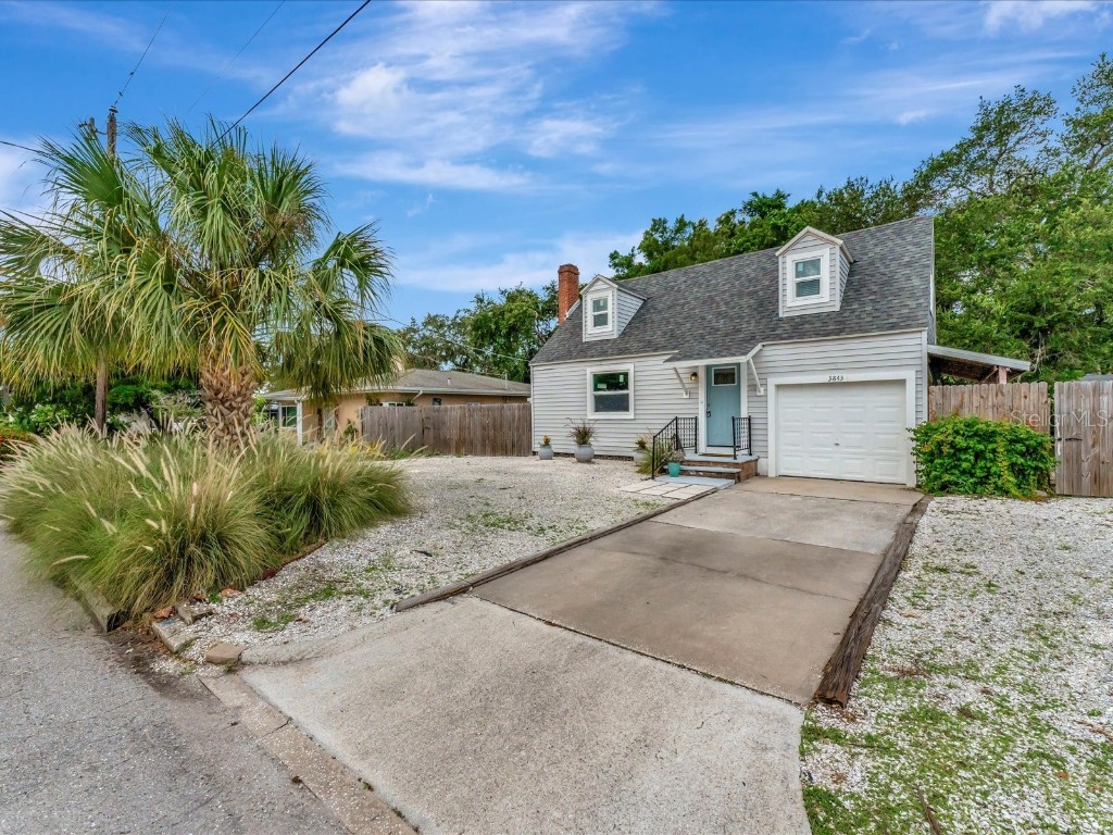 3843 Chapel Drive Sarasota FL 34234 A4615954 image1