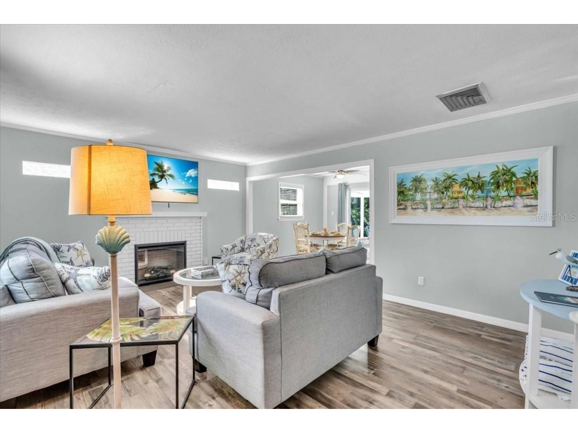 3843 Chapel Drive Sarasota FL 34234 A4653666 image11