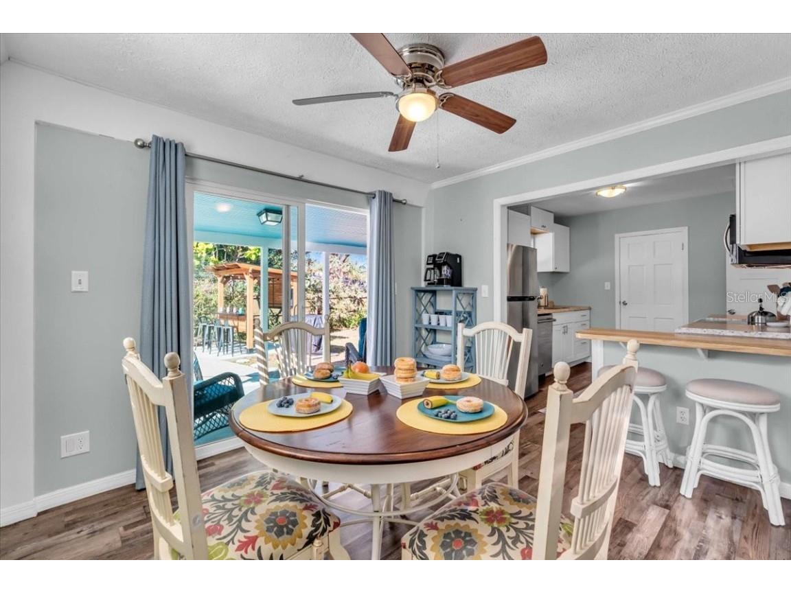 3843 Chapel Drive Sarasota FL 34234 A4653666 image13