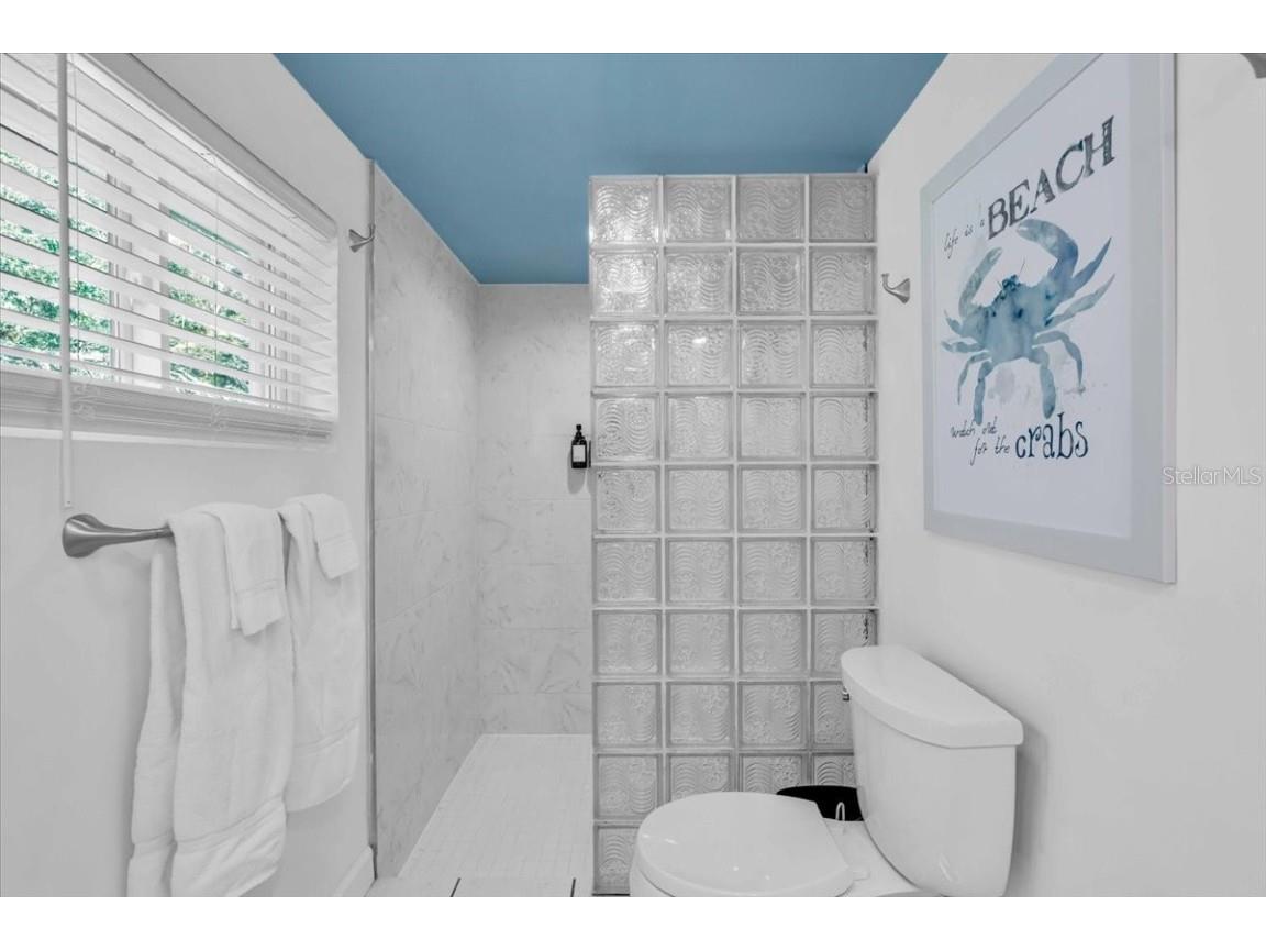 3843 Chapel Drive Sarasota FL 34234 A4653666 image21