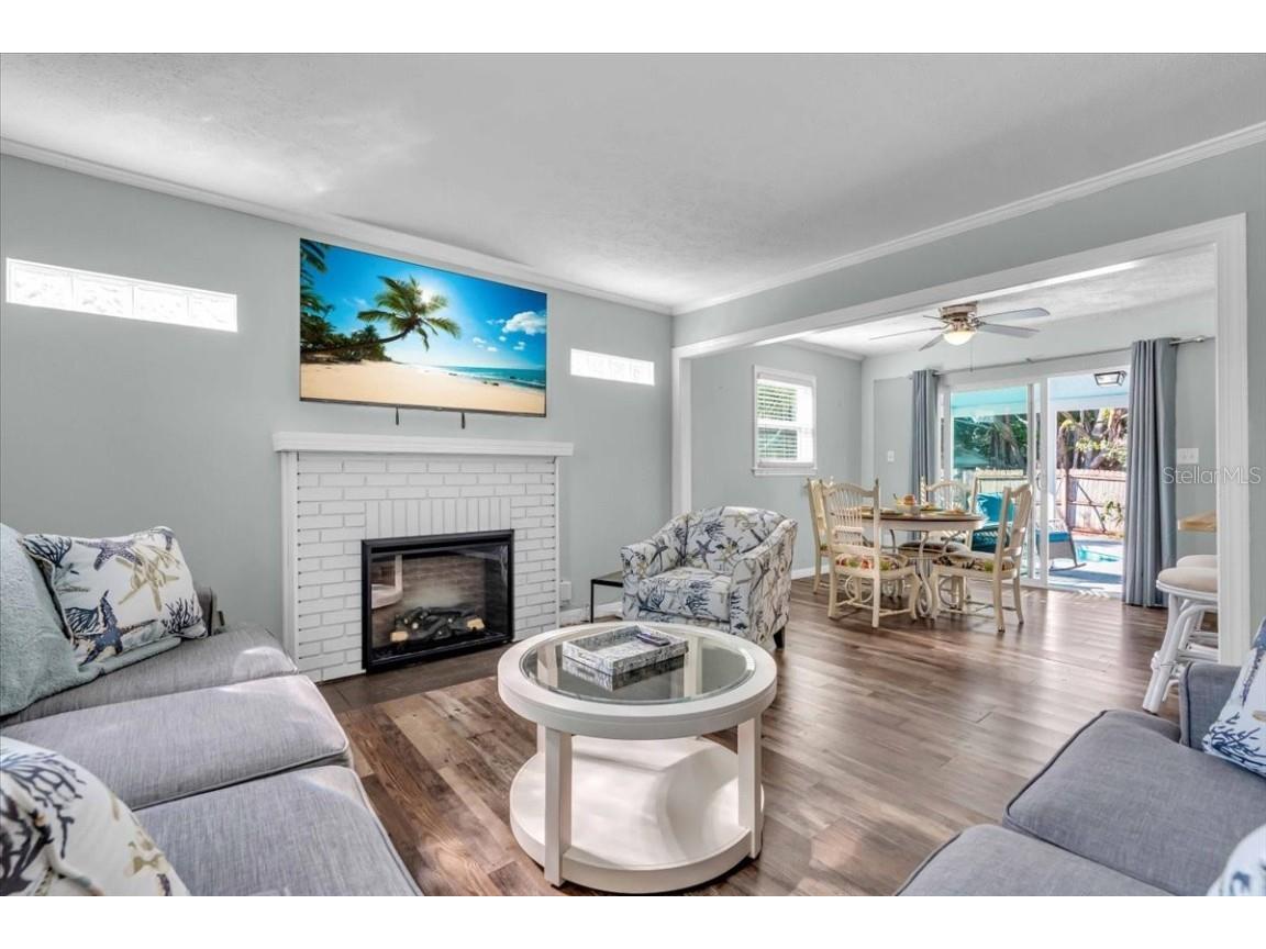 3843 Chapel Drive Sarasota FL 34234 A4653666 image7