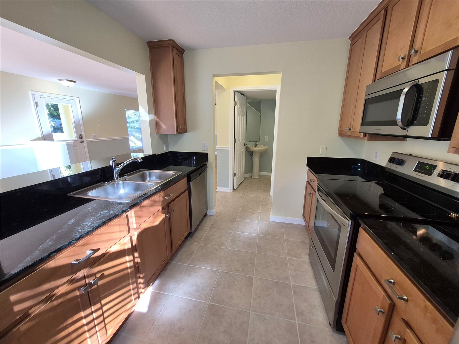 3845 Island Way Saint Petersburg FL 33705 O6390546 image10