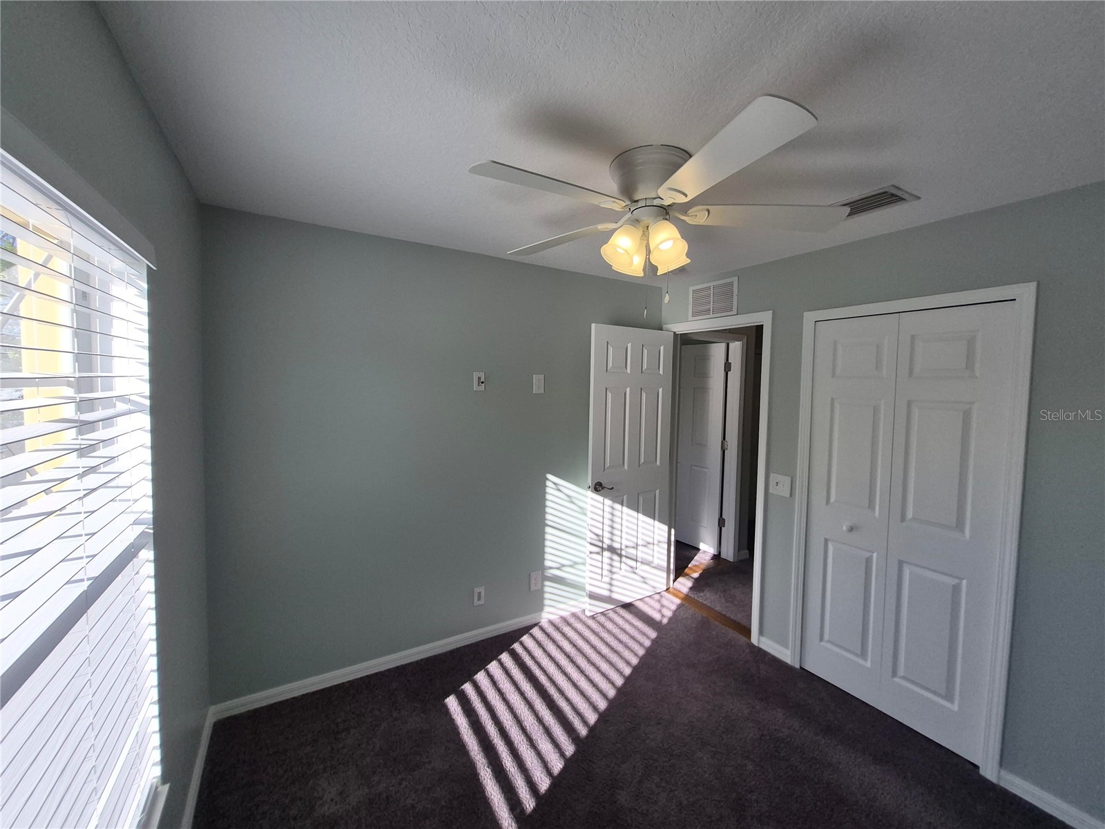 3845 Island Way Saint Petersburg FL 33705 O6390546 image21